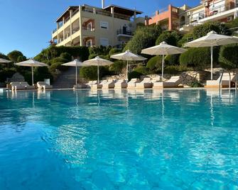 Lithies Boutique Hotel - Korithi - Piscina