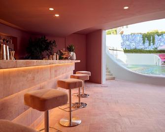 Semiramis - Athens - Bar