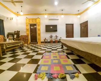 Wanderlust Homestay - Udaipur - Bedroom