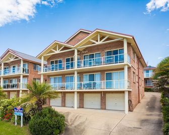 Grand Pacific 1 Unit 4 - First Floor - Narooma - Edificio