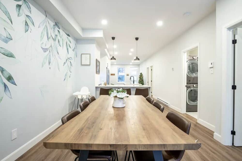 Superbe Appartement Authentique Monlimoilou - Québec City - Dining room