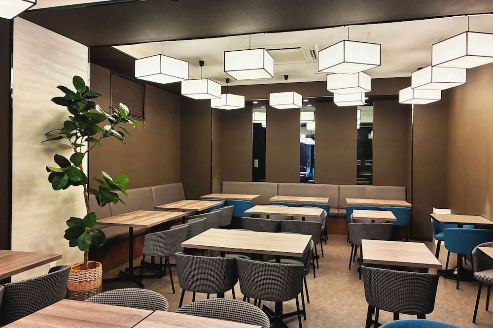 Doutonbori Crystal Hotel