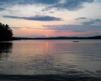 'The Acres' Panther Pond Cabin w/ Beach & Dock! - Raymond - Outdoors view