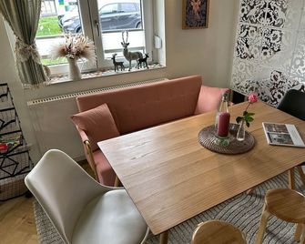 Ferienhaus Ferienwohnung Petermaennchen - Westerburg - Comedor