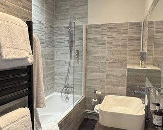 Hotel Bellevue - Amboise - Bathroom