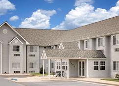 Microtel Inn & Suites by Wyndham Joplin - Joplin - Gebouw