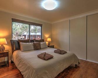 Sommerville Valley Tourist Park - Stanthorpe - Спальня