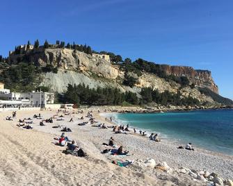 Apartment of 75 m2 on the 2nd floor of a luxury residence - Cassis - Strand