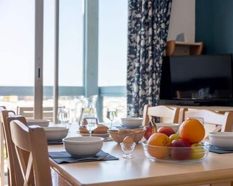 Residence Odalys Du Port - Hourtin - Essbereich