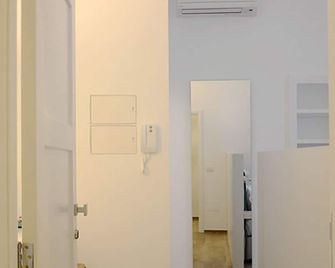 B&B Suite Home Trani Old Town - Trani - Hallway