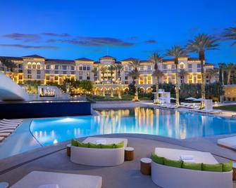 Green Valley Ranch Resort Spa Casino - הנדרסון - בריכה