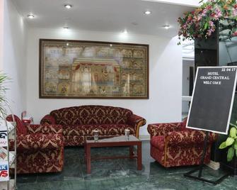 Hotel Grand central - Bhubaneswar - Lobby