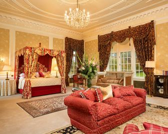 Glenapp Castle - Girvan - Bedroom