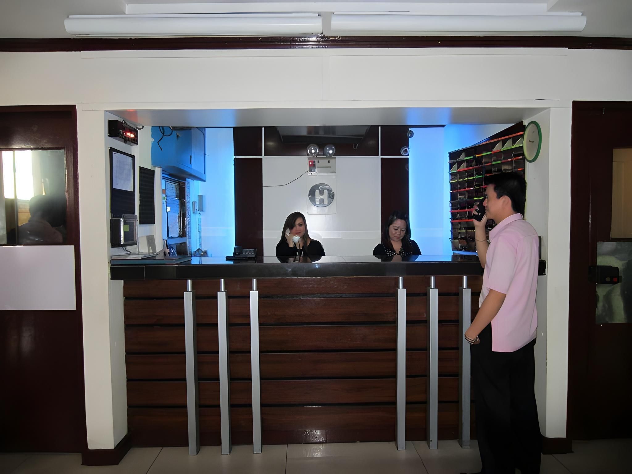 Halina Drive-Inn Hotel Sta. Mesa