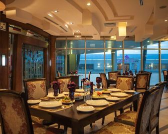 Jacaranda Heights - Rawalpindi - Restaurant