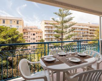 Résidence Pierre & Vacances Les Rivages Du Parc - Menton - Balcon