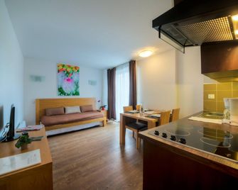 Comfort Aparthotel Mutzig Portes d'Alsace - Mutzig - Schlafzimmer