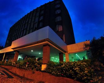 Biss Inn - Goiânia - Gebouw