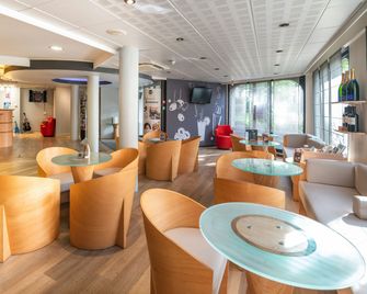 B&B HOTEL Rouen Centre Rive Gauche - Rouen - Bar