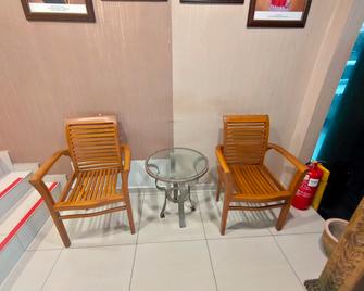 Mz Hotel - Skudai - Patio