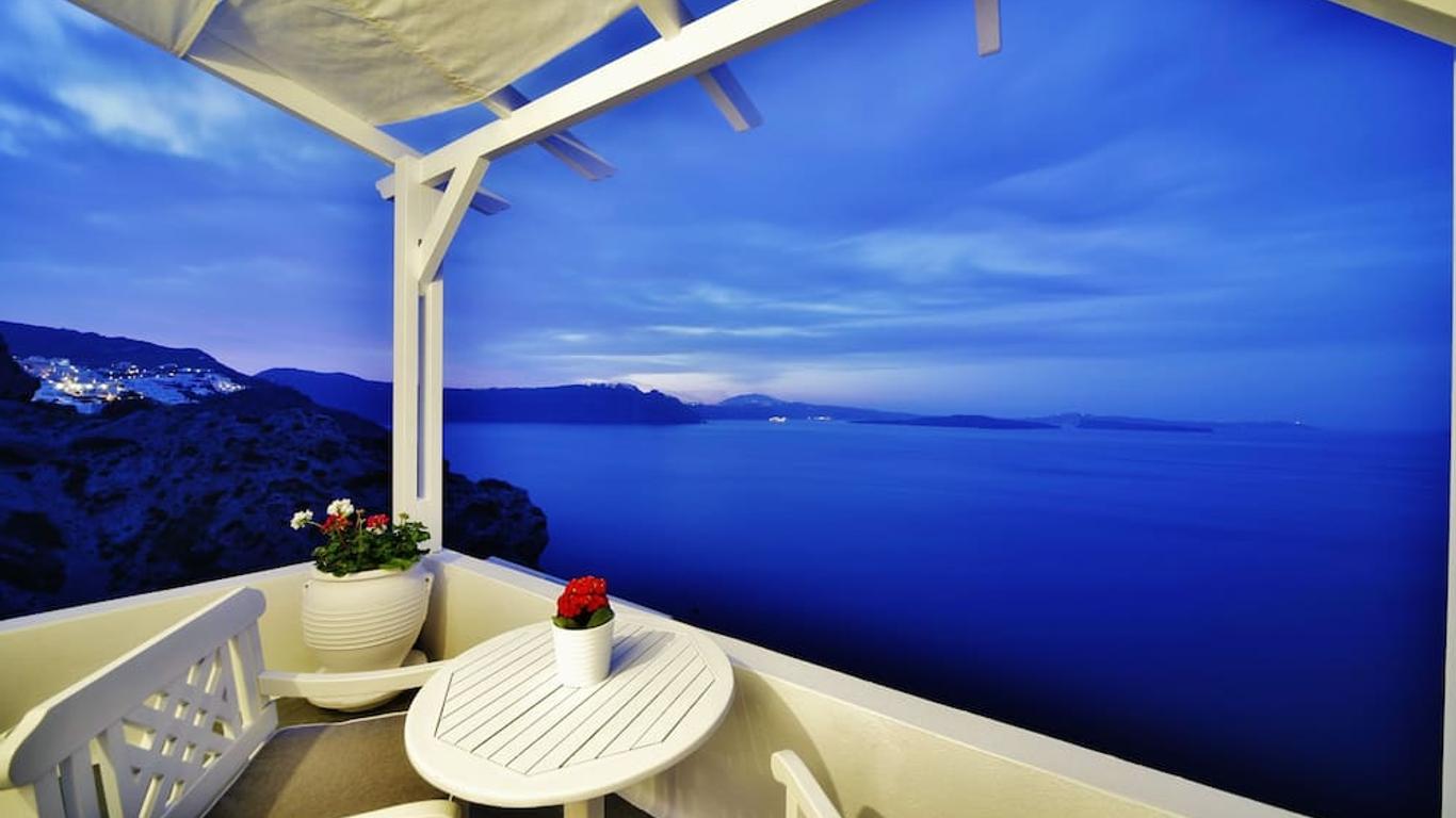 Armeni Village Rooms & Suites