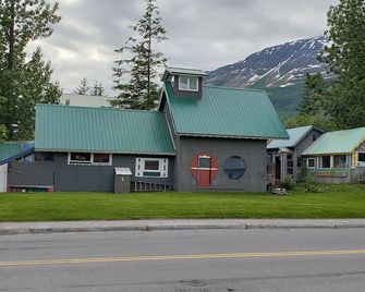 Historic Thompson House - Valdez - Budova