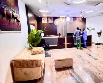 De New Dawn Hotel And Lounge - Ile Ife