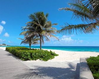 3 min walk to beach - Blue Waters Apt 2 apts by Bluescape - Bridgetown - Beach