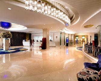 Huachen International Hotel - האנגג'ואו - לובי