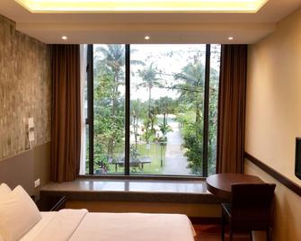 Siloso Beach Resort - Sentosa - Singapore
