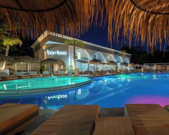 Bamboo Suites Hotel - Adults Only - Ialysos - Басейн