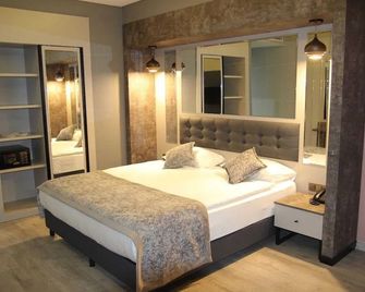 에레자 오텔 - Gökçebey