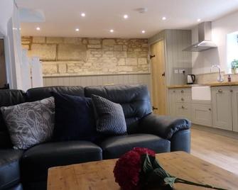 Cotswold Cottage - The Cottage - in the centre of Burford - Burford - Living room