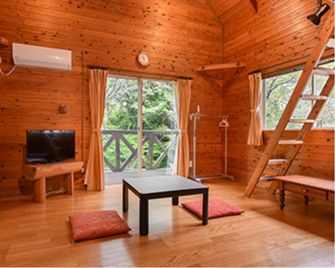 Kirinomori Cottage - Shikokuchuo - Living room