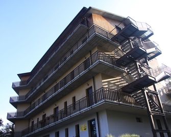 Residence Giardino - Montecreto - Edificio