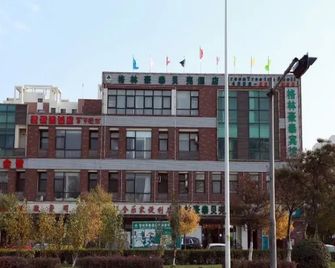 Greentree Inn Tianjin Jinnan Shuanggang Lishuang Road Shell Hotel - Tianjín - Edificio