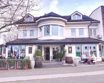 Kavenija apartmaji - Free Parking - Maribor - Gebouw