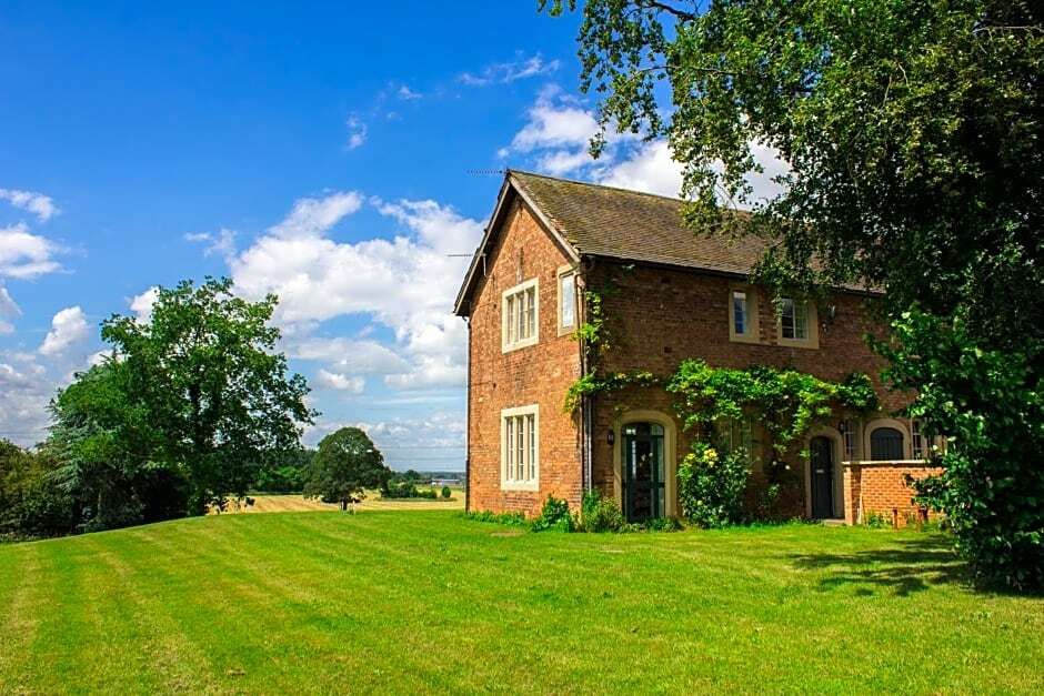 Tailor Room 1 - לינקולן - בניין