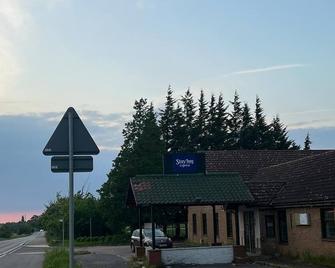 Stay Inn Express - Cambridge - Gebouw