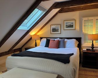 Sea Meadow Inn - Brewster
