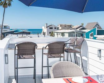 Updated 3Br W Oceanview Rooftop Deck Steps To Beach By Beachview Rentals - Newport Beach - Balcon