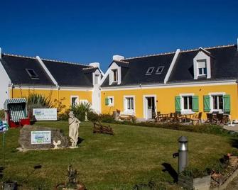 La Clef Des Champs - Bangor - Building