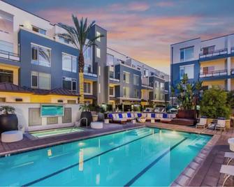 Luxury Retreat in Marina del Rey - Los Angeles - Pool