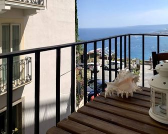 Casa Cariddi Boutique apartment - Taormina - Balkon