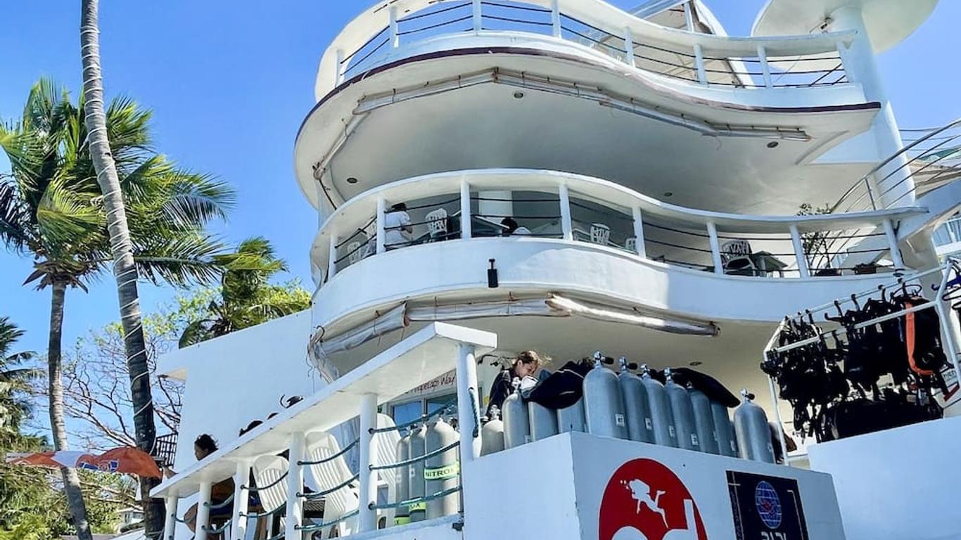 Arkipelago Divers and Beach Resort