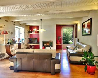 Charming holiday home with garden - Huelgoat - Salon