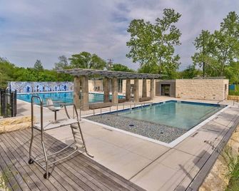 Hyde Park Guesthouse w/ Parking & Private Entry - Austin - Piscina