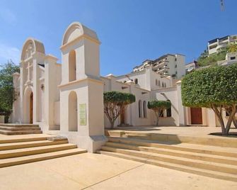 Antigua de Cabo - Cabo San Lucas