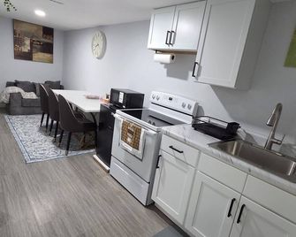 Private Executive Suite - Вотербері - Кухня