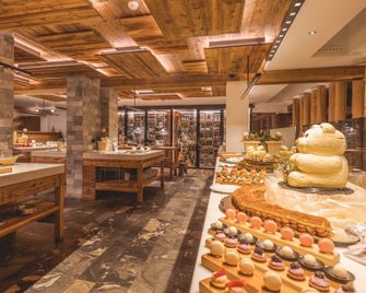 Hotel Col Alto - Corvara in Badia - בופה